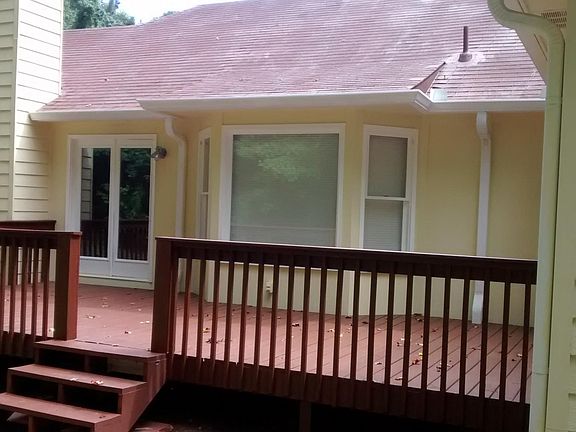 Rear deck off great room