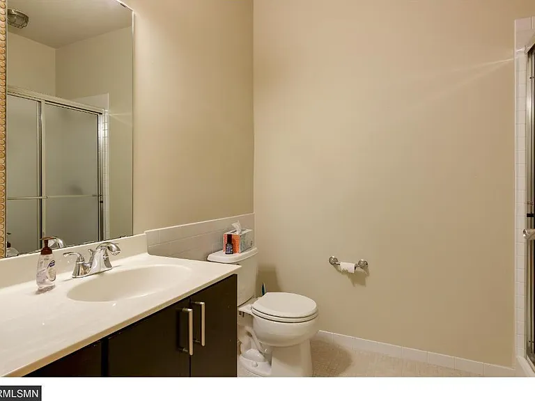 521 2nd St SE #306 — Photo 13
