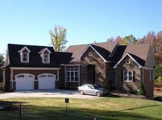 2020 Ivy Cottage Path, Boiling Springs, SC 29316