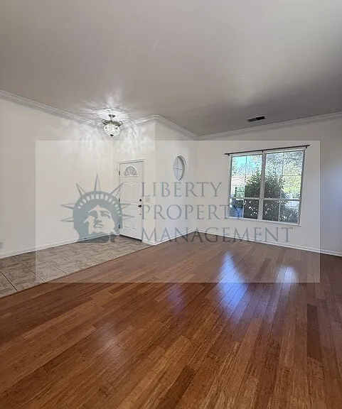 9972 River View Cir — Photo 3