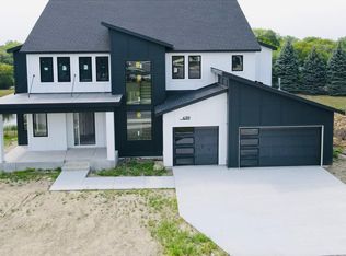 6319 Blackoaks Ln N, Maple Grove, MN 55311