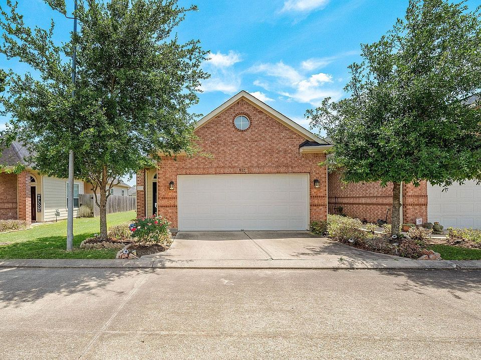 1st image of 912 Sweet Pine Dr