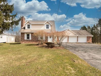 4466 Makyes Rd, Syracuse, NY, 13215