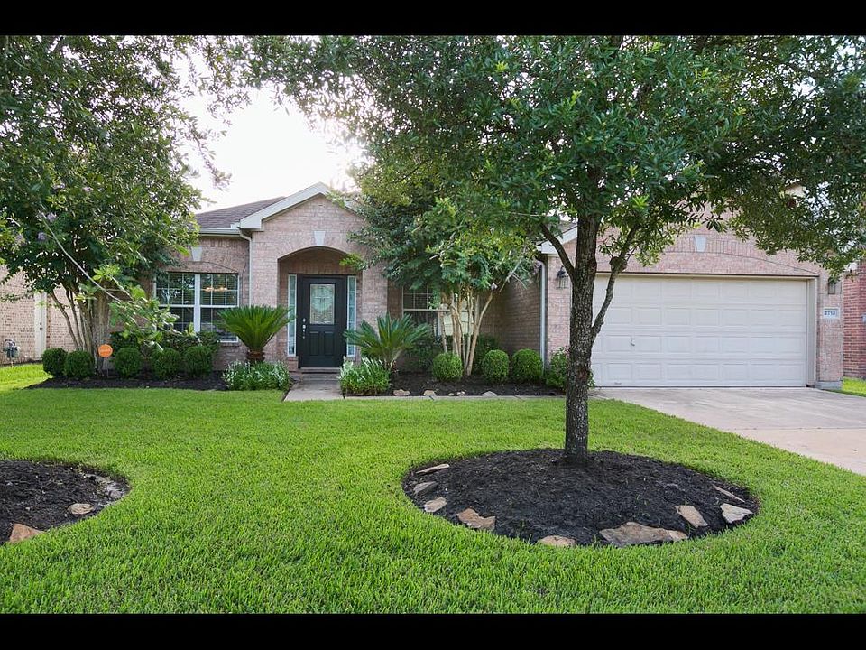 1st image of 2718 Coyote Trail Dr
