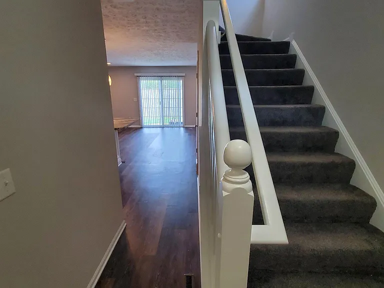 372 Angela Ln — Photo 7