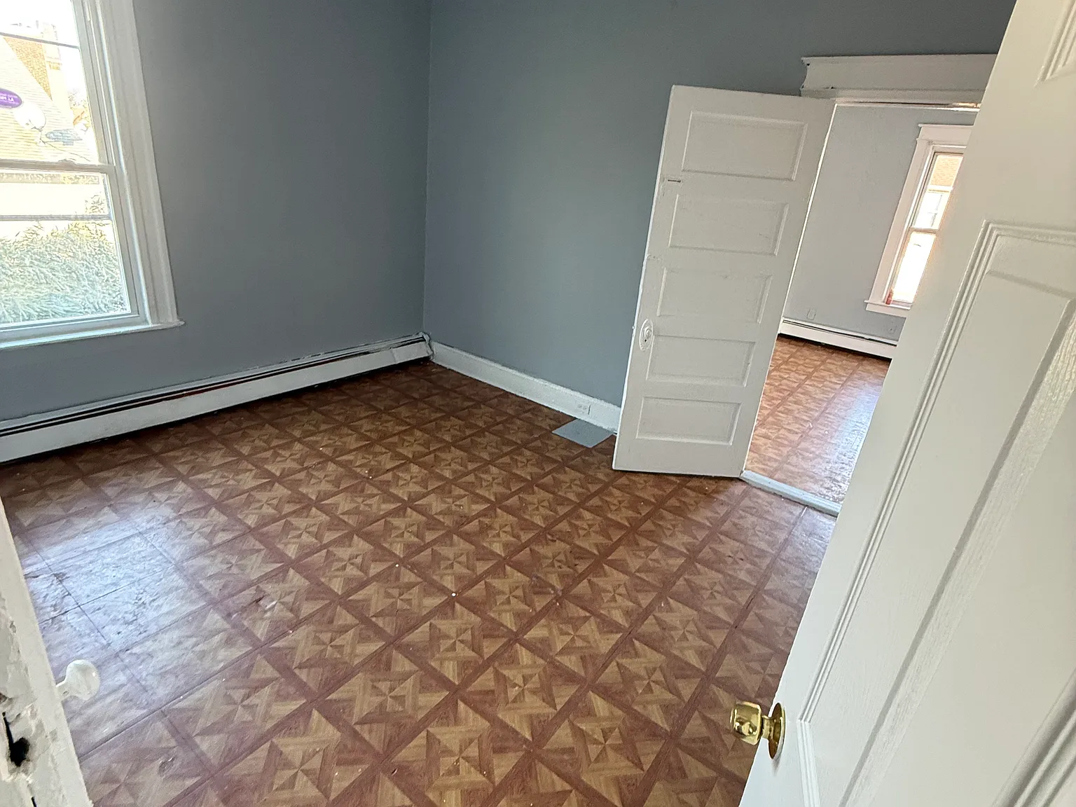 3 bed, 1250 sqft, $1,650 — Photo 2