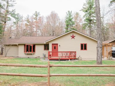 3860 Chain O Lakes Rd, Eagle River, WI, 54521