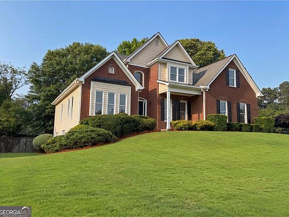 2nd image of 909 Mendenhall Way