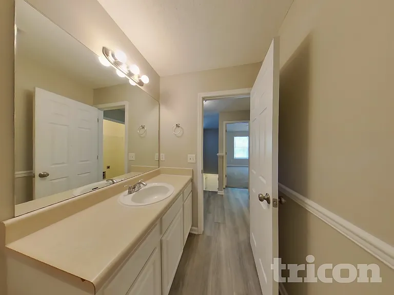 137 Lossie Ln — Photo 14
