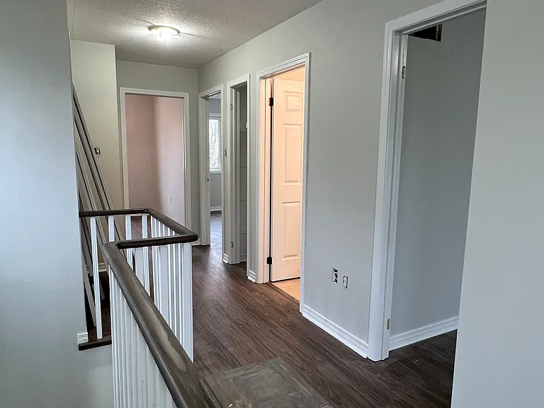 236 Blackburn Dr — Photo 10