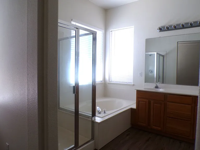 3308 Chandon Dr — Photo 9