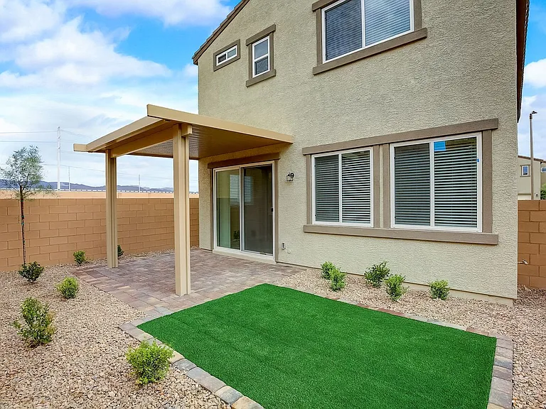10643 Enridge Ave — Photo 43