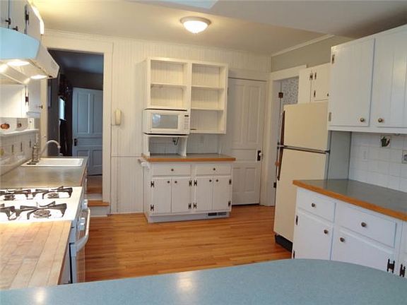 5th image of 627 E Sunset Ln
