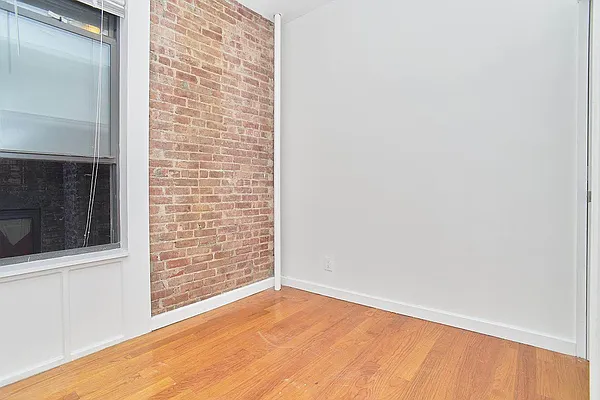 Rented by Halstead Real Estate | media 6