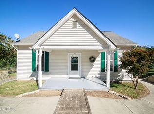 40 4th St, Rockingham, NC 28379