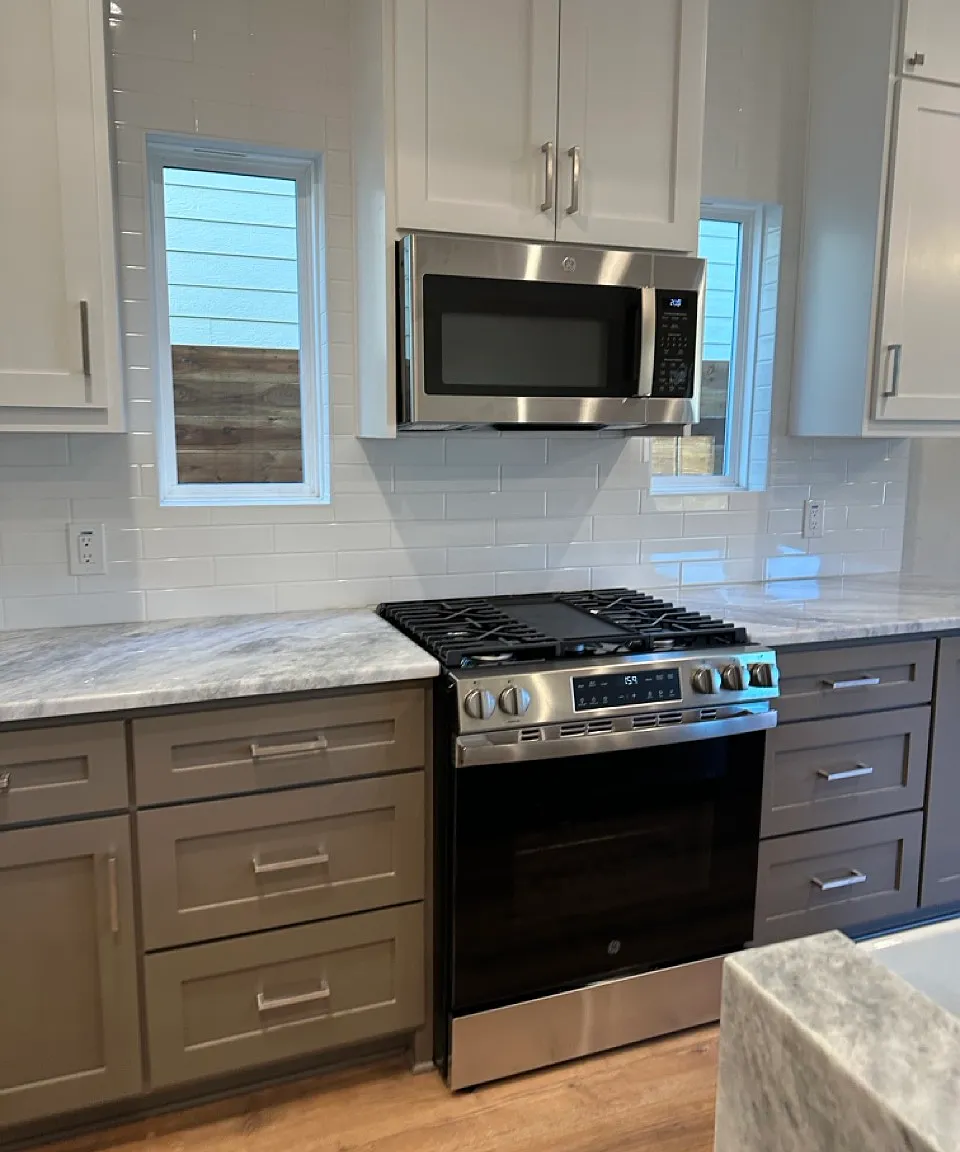 505 Southern Dr — Photo 3