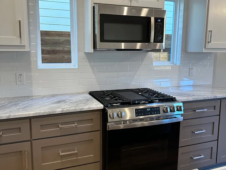 505 Southern Dr — Photo 3