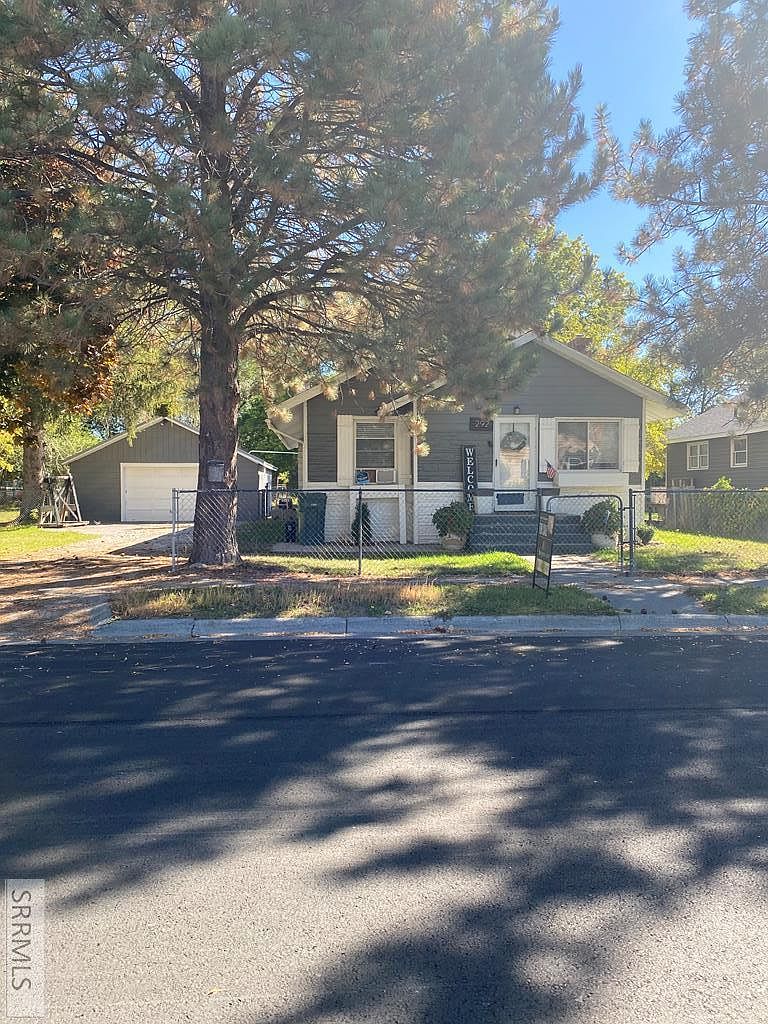 292 S Fisher Ave, Blackfoot, ID 83221 Zillow