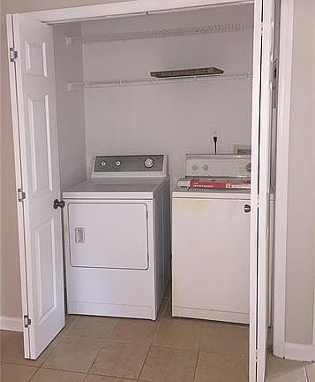 3rd image of 6129 Loch Arbor Ln