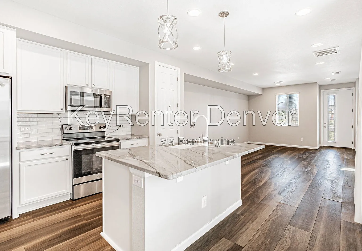 3 bed, 2.5 bath, 1537 sqft, $2,500 — Photo 3