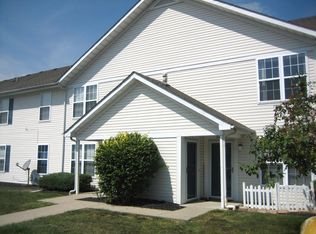 5490 Garden Rdg, Columbus, OH 43228