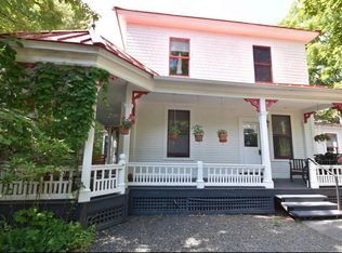 71 N Prospect St #1, Amherst, MA 01002