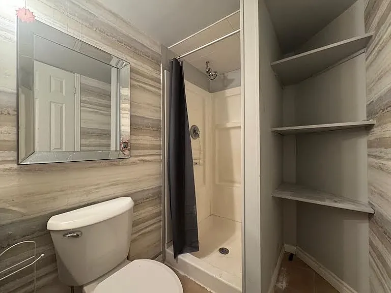 22 Dyer Ct #LOWER — Photo 7