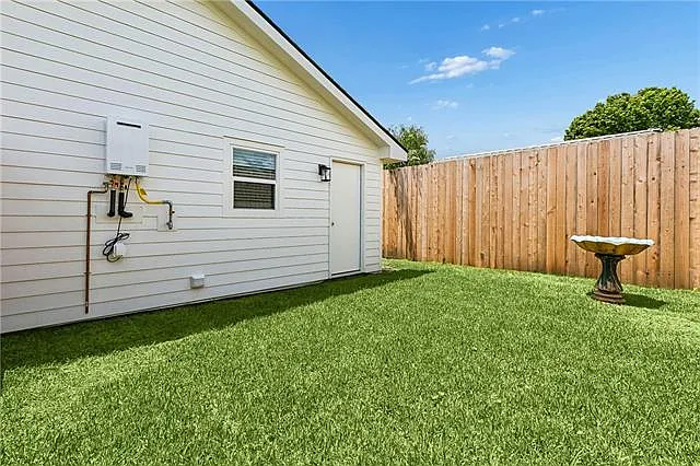 433 Greenmount Dr #B — Photo 9