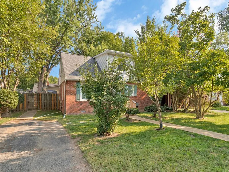 5006 Cheyenne Pl #3 — Photo 2