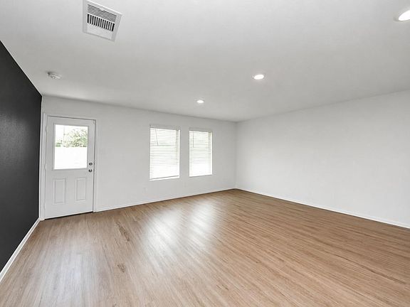4th image of 24107 Breckenridge Pass Ln