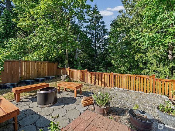 5th image of 15932 SE 166th Place