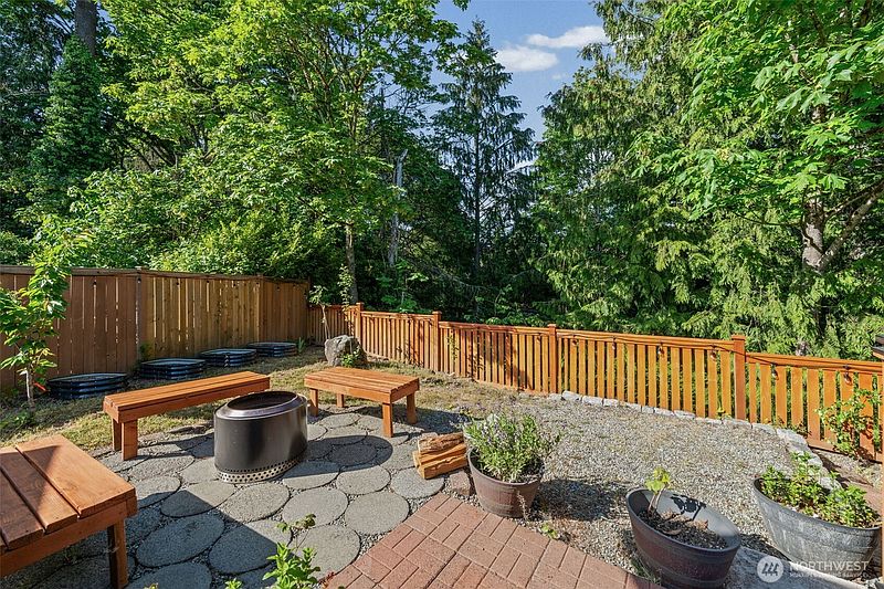 5th image of 15932 SE 166th Place