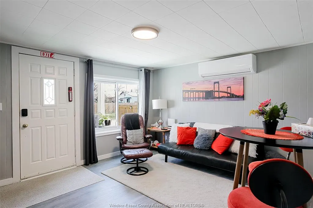 2 bed, $1,675 — Photo 4