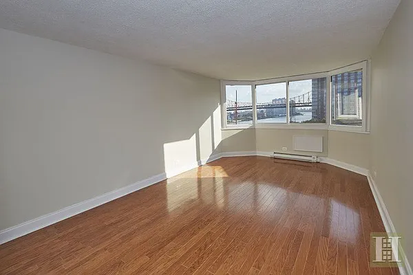 Rented by Halstead Real Estate | media 6