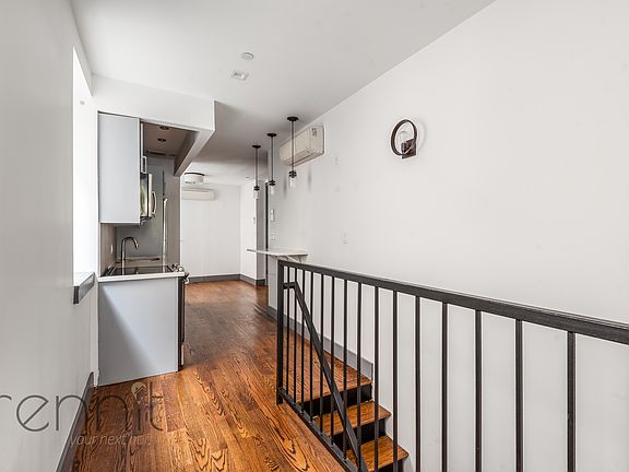5th image of 1014 Carroll St #1L