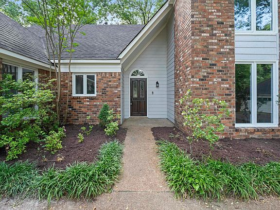 2nd image of 1564 Cedar Farms Cv