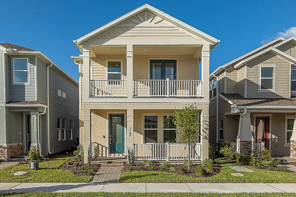 4 bed, 2400 sqft, $3,500 — Photo 2