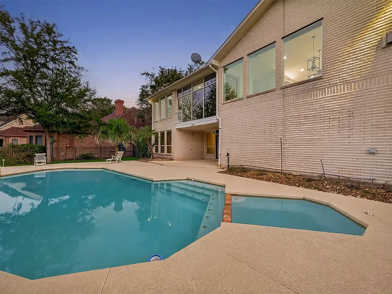 7203 Timberlake Dr — Photo 8