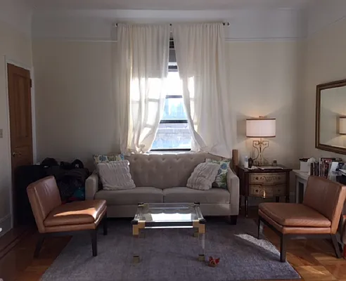 Rented by Walters NYC Ltd.  | media 24