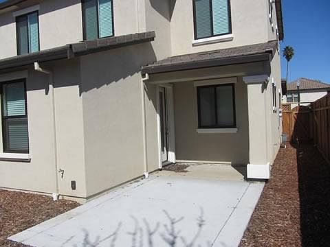 5th image of 16081 Klara Ln