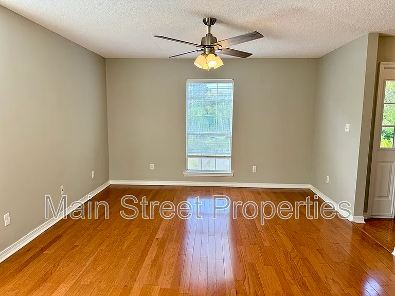 2121 Pin High Dr — Photo 11