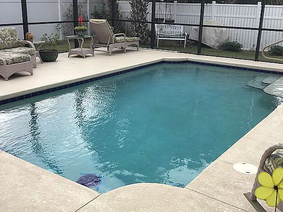 2nd image of 201 Palm Cir