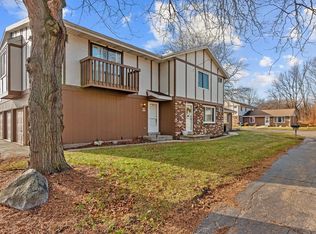N20W5339 Pierce Ct, Cedarburg, WI 53012