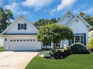 13 Northshire Court, Freehold, NJ 07728
