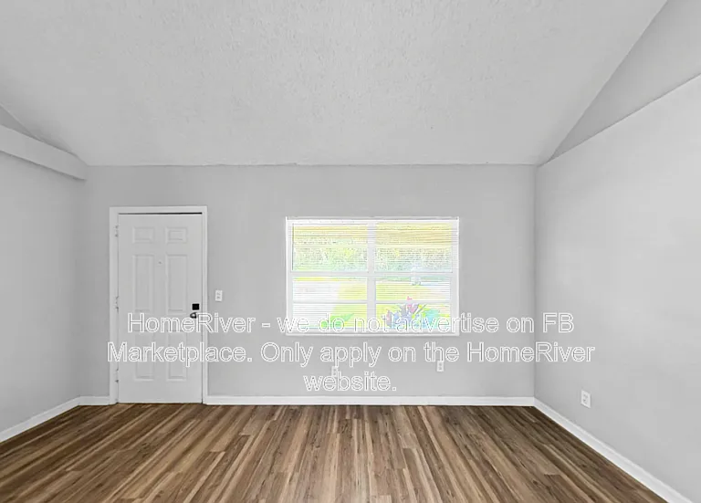 11559 SE 57th Ct — Photo 7
