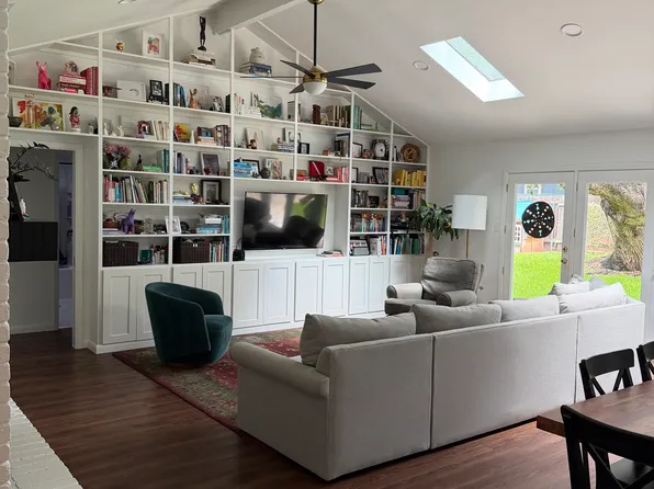 11107 Alhambra Dr, Austin, TX 78759