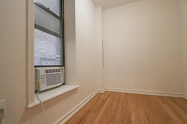 Rented by Maz Group NY | media 5