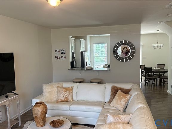 5th image of 8385 Scott Pl