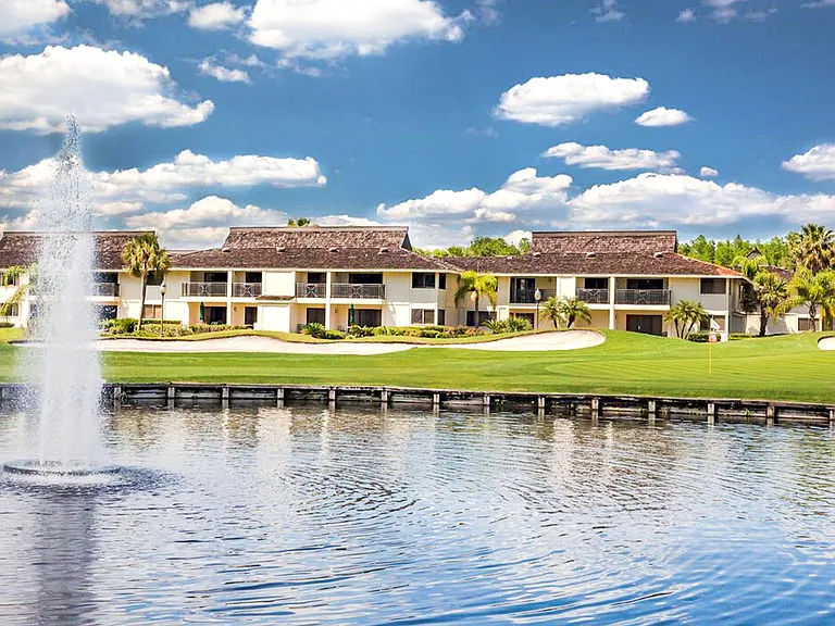 World Class Golf - only 200 yards from villa