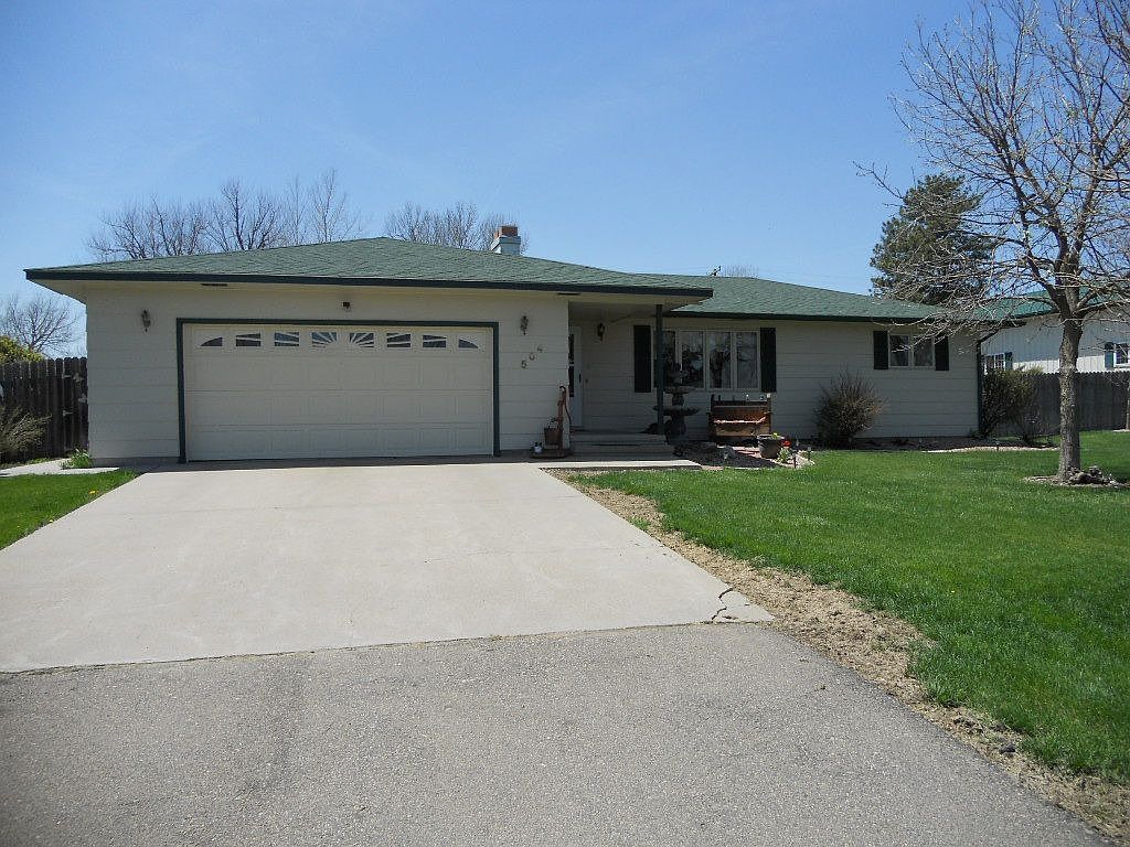 504 Crockett St, Farnam, NE 69029 Zillow